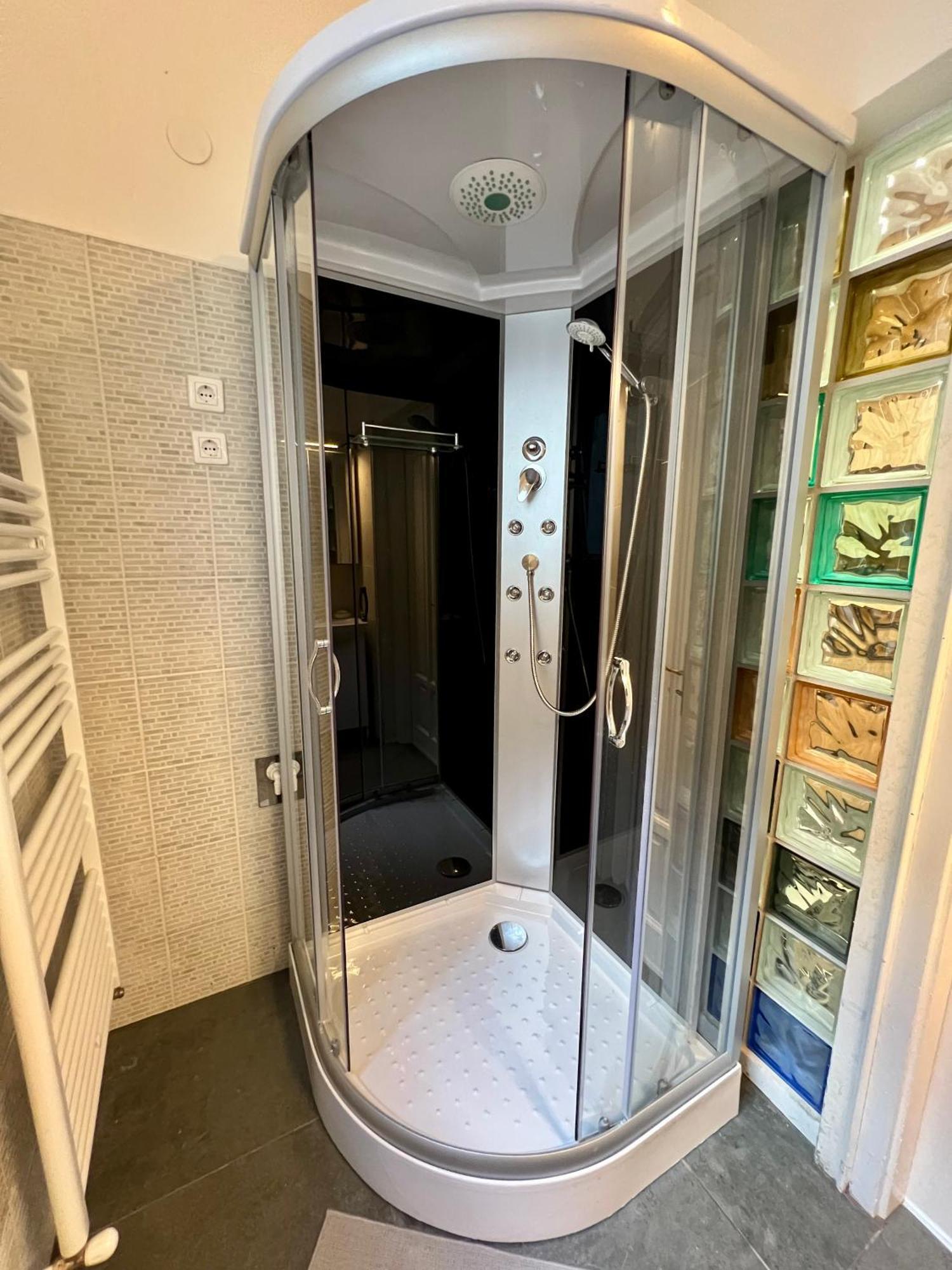 Tilia Suite Boedapest Buitenkant foto